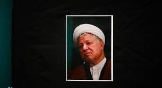 تصویر آیت الله هاشمی رفسنجانی سیاستمداری اعتدالگرا بود